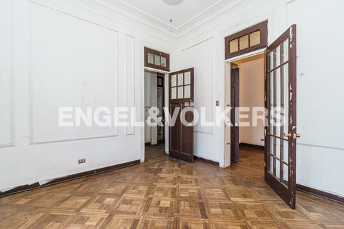 Imagen 9 de 12 de Venta Amplia Casona Barrio Yungay