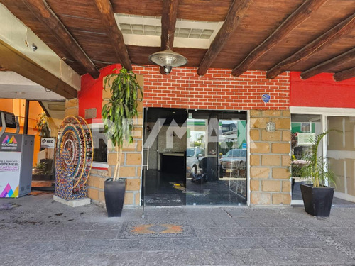 Local Comercial Céntrico En Plaza Los Encinos, Lerma Estado De México