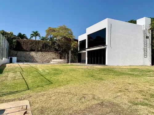 Renta Casa Nueva Con Jardín En Condominio En Acapatzingo, Cuernavaca, Morelos
