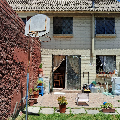 Casa Tres Pisos En Avenida Principal Ciudad Satélite - Maipú