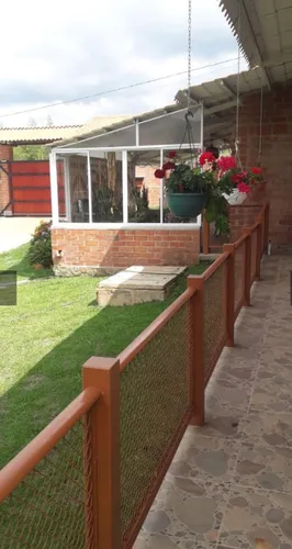 Venta Espectacular Casa Campestre, Precio De Oportunidad. A Puerta Cerrada. De Un Piso; Entre La Cumbre Y Pavas. A 150 Metros De La Vía Principal. Lote: 1.000 Mtrs.