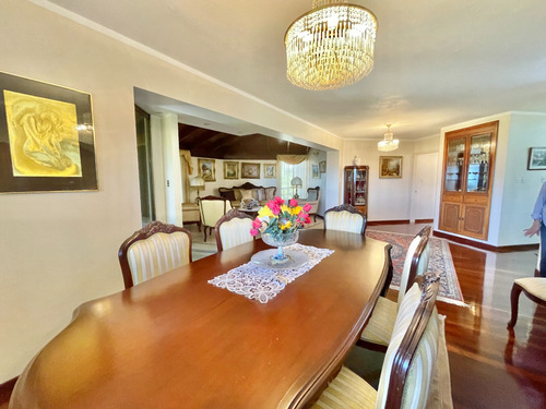 Apartamento En Venta En Los Naranjos De 250 M2 Excelente Condominio