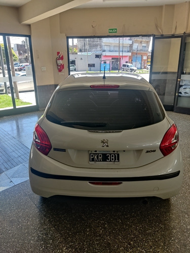 Imagen 3 de 10 de Peugeot 208 2016 1.5 Active