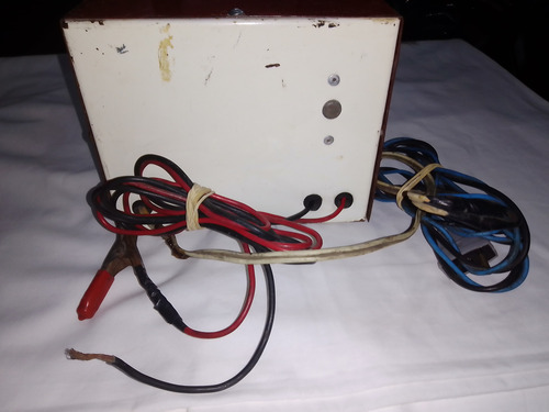 Cargador De Bateria Zicar 6-12v 15a (Usado)