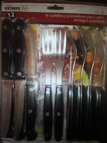 Cuchillos Y Tenedores
