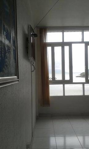 Imagem 2 de 12 de Kitnet À Venda, 33 M² Por R$ 140.000,00 - Morro Dos Barbosas - São Vicente/sp - Kn0009