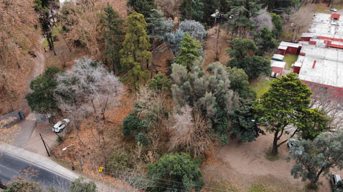 Villa Rivera Indarte - 5000mts2 De Terreno - Recibe Menor
