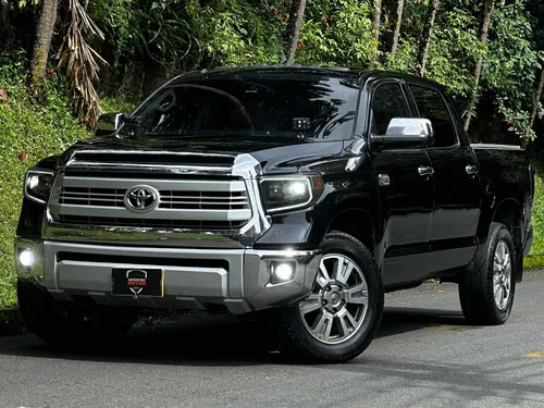 Toyota Tundra 5.7 Crewmax Platinum
