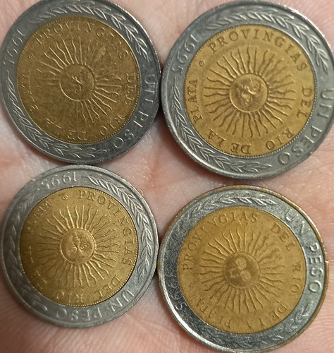 Cuatro Monedas De 1 Peso Con Error
