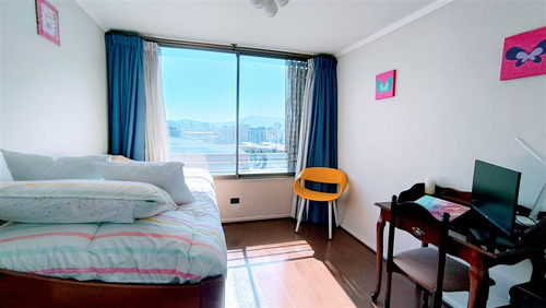 Departamento En Venta De 2 Dorm. En Santiago