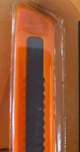 Cutter Cuchilla Hoja Partida 9mm Plástico Labor