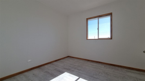 Casa En Venta De 3 Dorm. En Puerto Varas