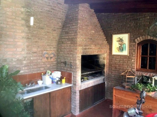 Impecable Chalet De 5 Amb - Mart.-vias/libert.