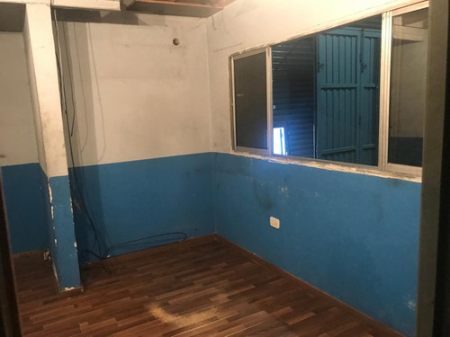 Imagen 11 de 13 de Alquiler - Galpón 240 M2 Aprox. Sobre Avda. Crovara