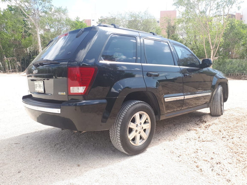 Jeep Grand Cherokee Limited V8 Power Tech 4x2 At