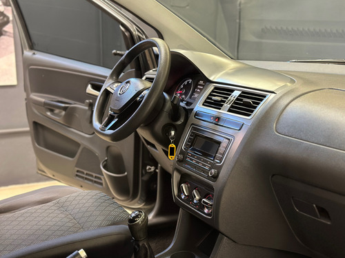 Volkswagen Suran 1.6 Comfortline 101cv