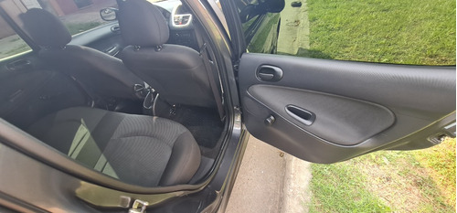 Peugeot 207 1.4 Allure 75cv