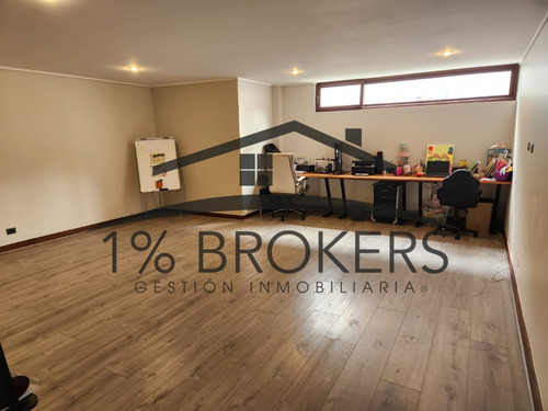 Increible Casa En Exclusivo Condominio De Lo Barnechea