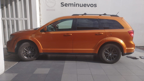 Dodge Journey 2.4 Sxt 5 Pasajeros Plus Mt