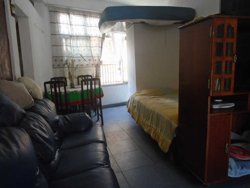 Imagen 3 de 7 de Casa En Venta Catia Tc A24