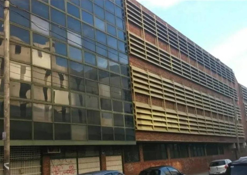 Cochera En Venta En Avellaneda Oeste