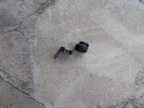 Trinco Vidro Lateral Basculante Santana 91/98 Original Vw (Usado)