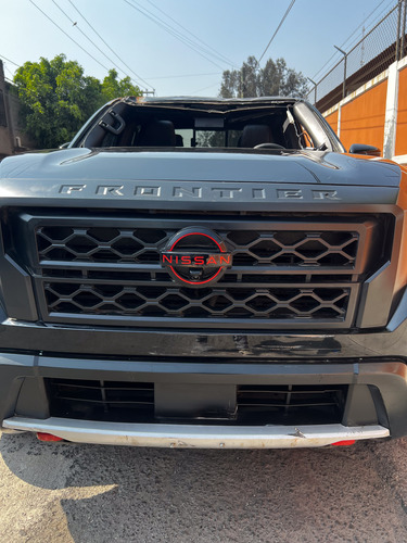 Nissan Frontier 3.8 V6 Pro-4X 4Wd At