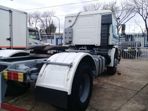 Imagen 12 de 14 de Scania P 93/250 Tractor Carretera