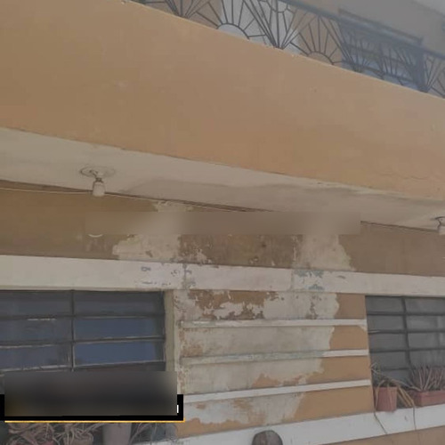 En Venta Inmueble A Pie De Calle Con Dos Locales Comerciales Y Amplia Casa, Ubicado En Zona Céntrica. La Atlantida - Catia La Mar Ref 264