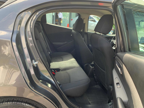 Imagen 5 de 13 de Mazda Mazda 2 2018 1.5 I Touring At