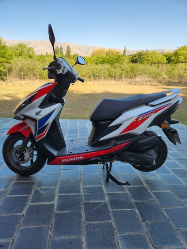 Imagen 2 de 10 de Honda New Elite 125