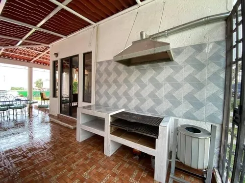 Casa En Renta Lomas De Cocoyoc (azul)