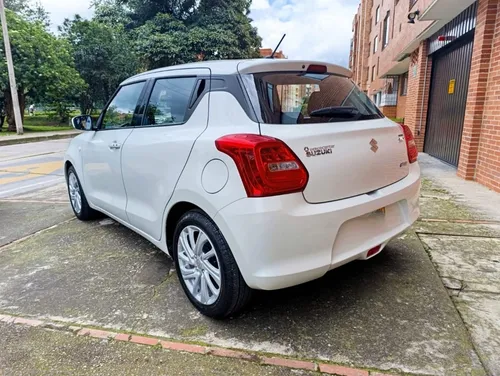 Suzuki Swift 1.2 Hybrid 2Wd