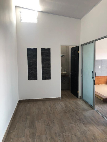 Imagen 8 de 9 de Apartamento Semi Amueblado Cerca Del Mall Paseo Las Flores