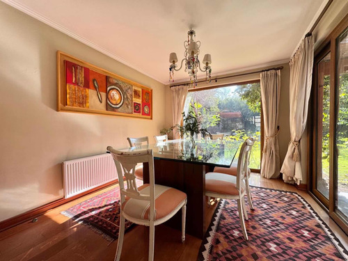 Impecable Venta Los Castaños A Pasos Colegió Newland