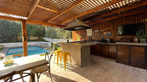 Imagen 28 de 30 de Casa Remodelada En Condominio, La Reina / Julia Bernstein