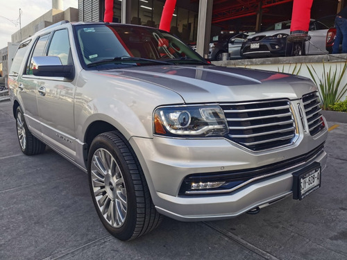 Imagen 12 de 12 de Lincoln Navigator Reserve Color Plata