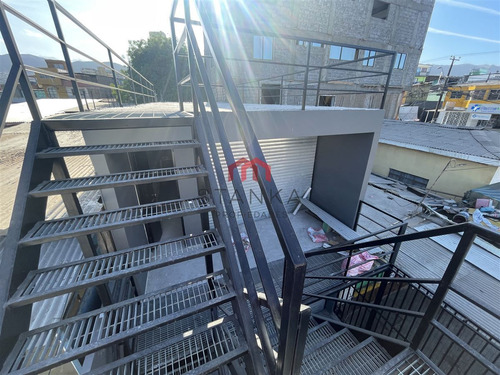 ¡excelente Oportunidad! Arriendo De Un Amplio Local Comerci