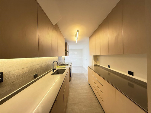 Casa En Arriendo Candelaria Goyenechea 5 Dorm + Servicio