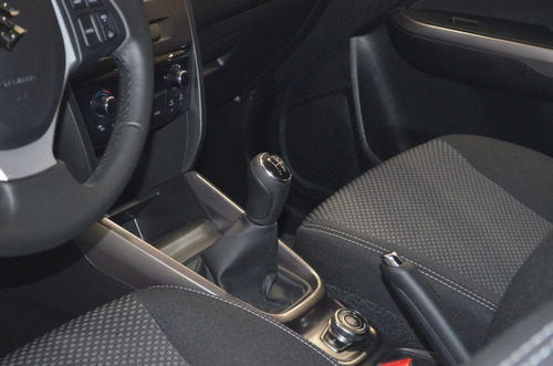 Imagen 20 de 22 de Suzuki Vitara 4x4 Mt 2023. *disponibilidad En 3 Colores*