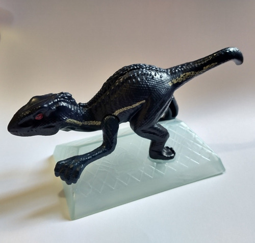 Indoraptor Figura Jurassic World 2018 Mcdonald's Dinosaurio