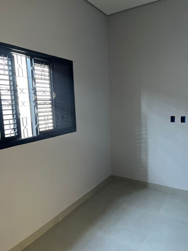 Casa Com 3 Quartos E Suite