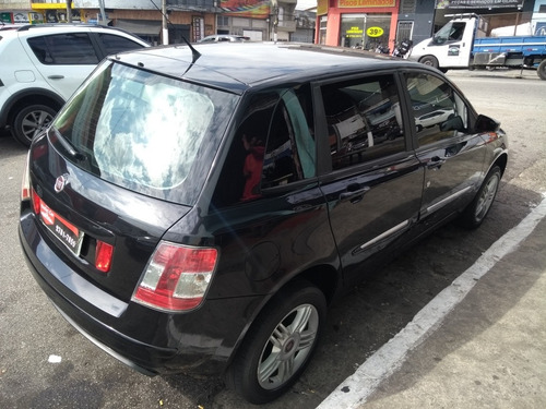 Imagem 4 de 11 de Fiat Stilo 2011 1.8 8v Flex 5p