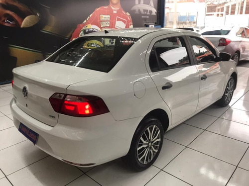 Imagem 2 de 13 de Volkswagen Voyage 1.6 Msi Trendline Total Flex 4p