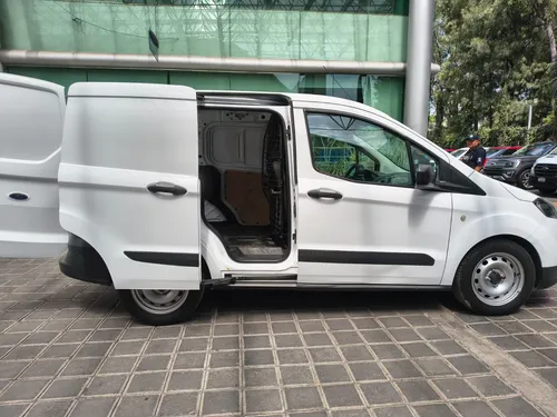 Ford Transit Courier 1.0 L3 2pl Courier