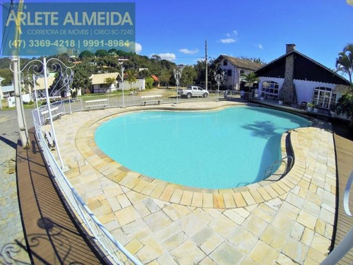 Imagem 6 de 15 de Casa No Bairro Centro Em Porto Belo Sc - 715