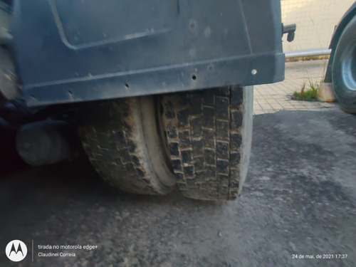Imagem 11 de 15 de Iveco Stralis 410 2010 6x2 Baixo Km