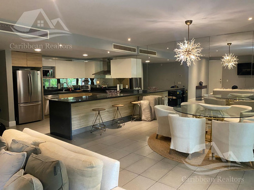 Departamento En Venta En Vaivén Del Mar, Playacar Fase 2