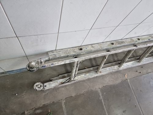 Escalera Extensible De Aluminio 12 + 12