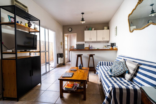 Imagen 2 de 17 de Ph 2 Ambientes Tipo Duplex- Coghlan Sin Expensas